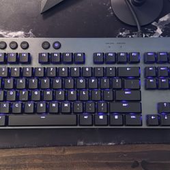 Logitech G815 Clicky