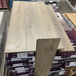 Home Decorators Collection Virgil Island Oak Waterproof Laminate Flooring (10mm / 28 mil)