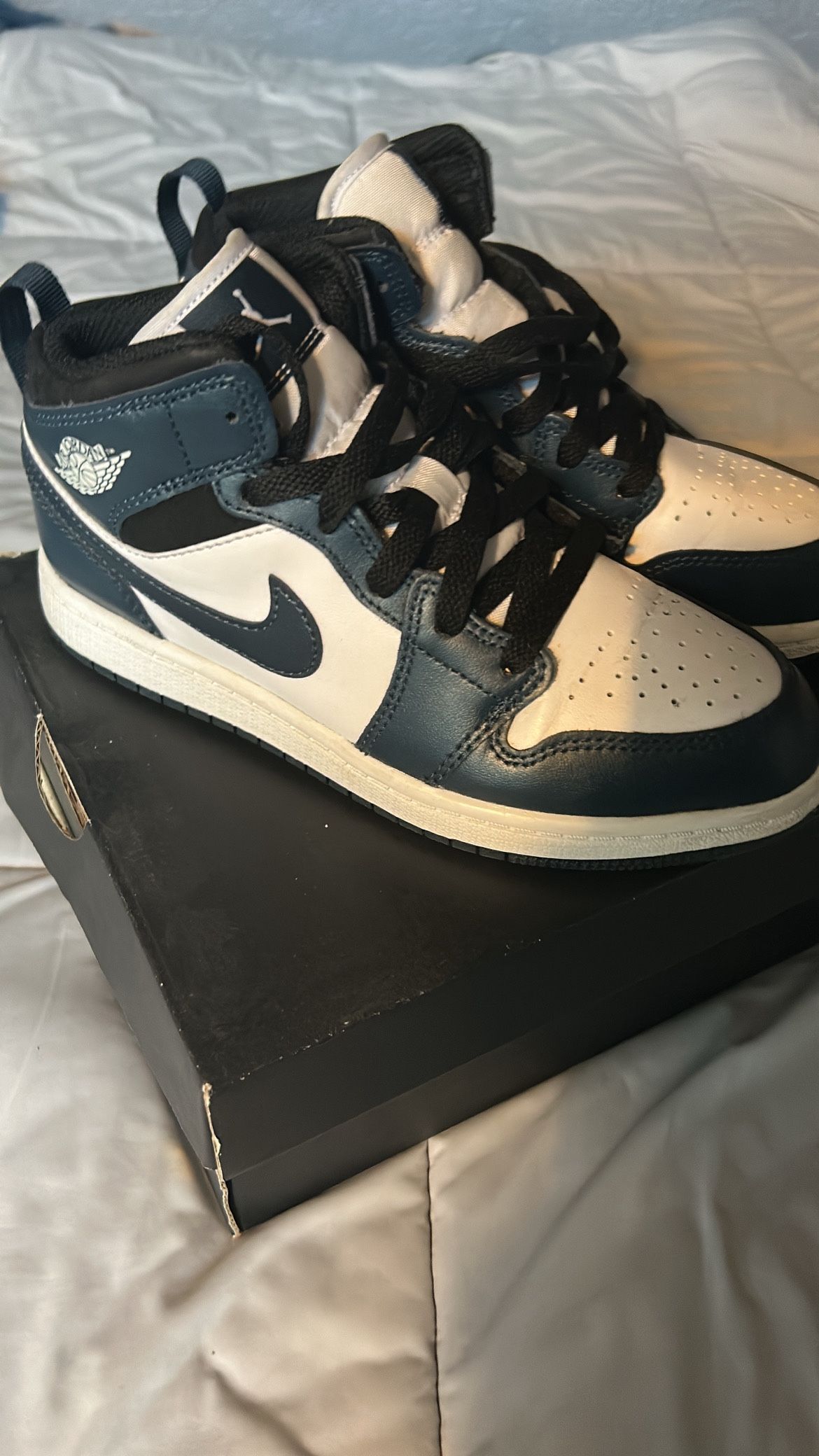 Air Jordan 1 Navy Size 2.5