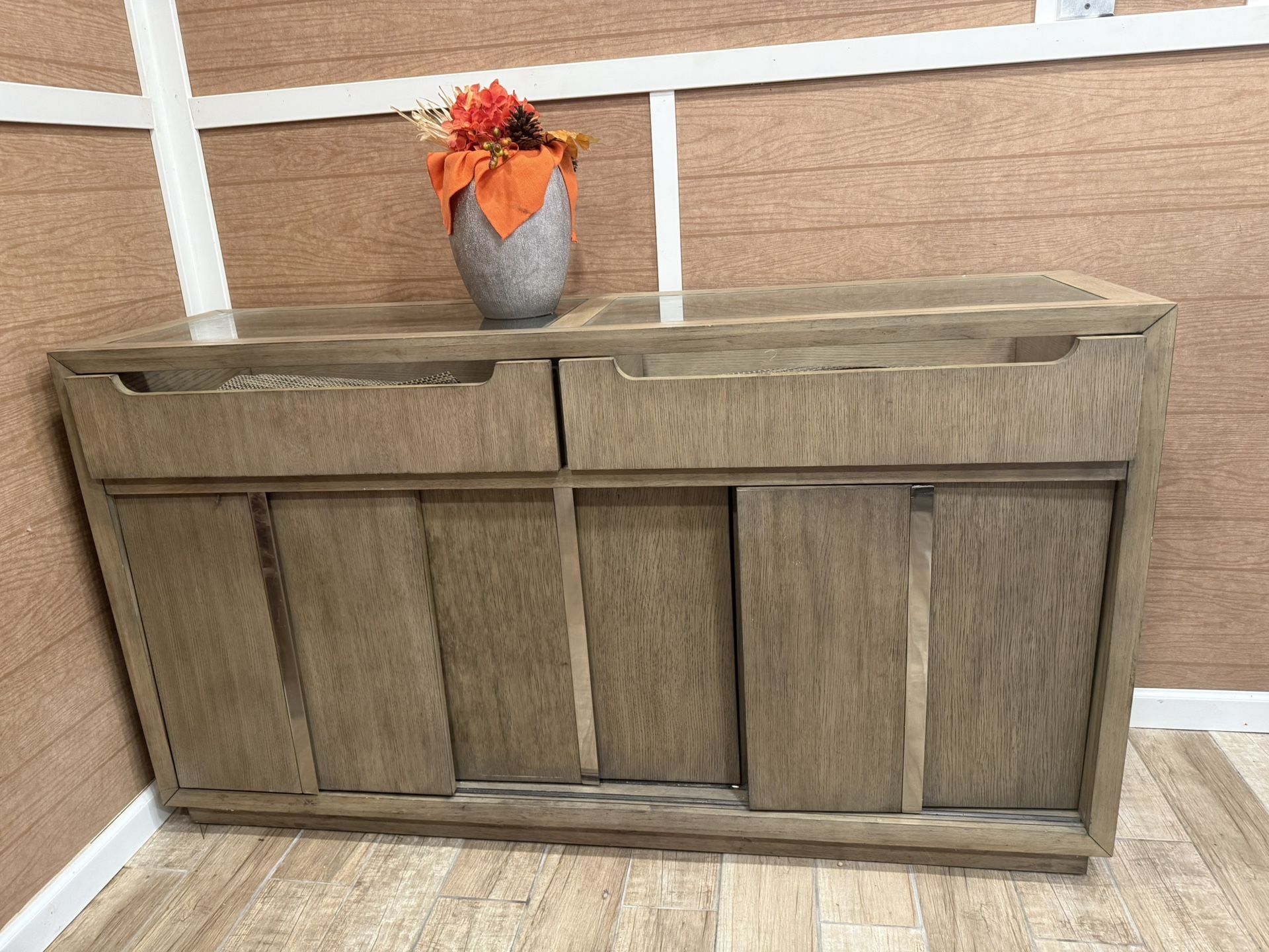 Dining Server
