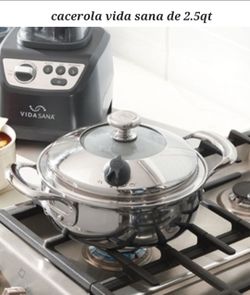 Cacerola de 2.5qt vida sana. Princess House. $145