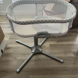 halo bassinest swivel sleeper