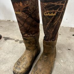 Cabelas Size 8 Waterproof Boots 