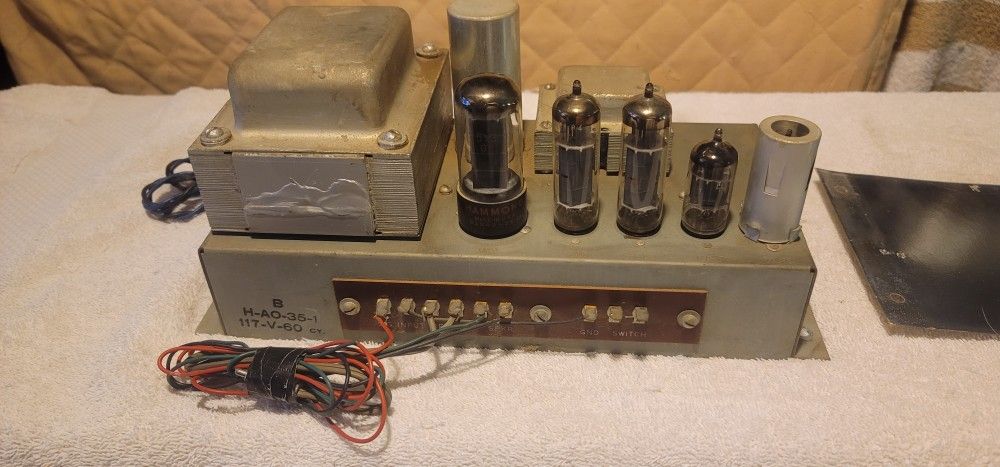 HAMMOND REVERBERATION TUBE AMPLIFIER