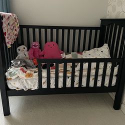 Pottery Barn Kids Kendall Convertible Crib + Conversion kit 