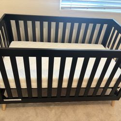 Baby Crib With Newton Matress