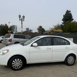 2012 Hyundai Accent