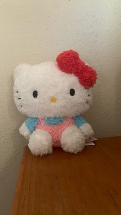 New Hello Kitty Plushie 