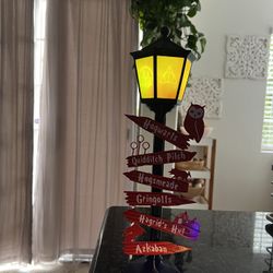 Harry Potter Lamp Post