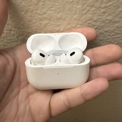 Airpods Pro 2nd Generation with Type-C charger