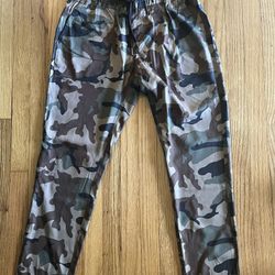 True Religion CAMO Rolled Jogger NWOT SZ X-Small