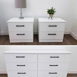 DRESSER AND TWO NIGHTSTANDS  // CÓMODA Y DOS MESITAS DE NOCHE 