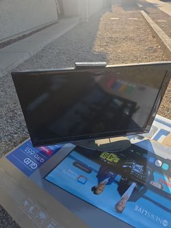 Free Element tv with remote (I think 40 inches)