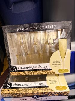 Plastic Gold Champagne Flutes