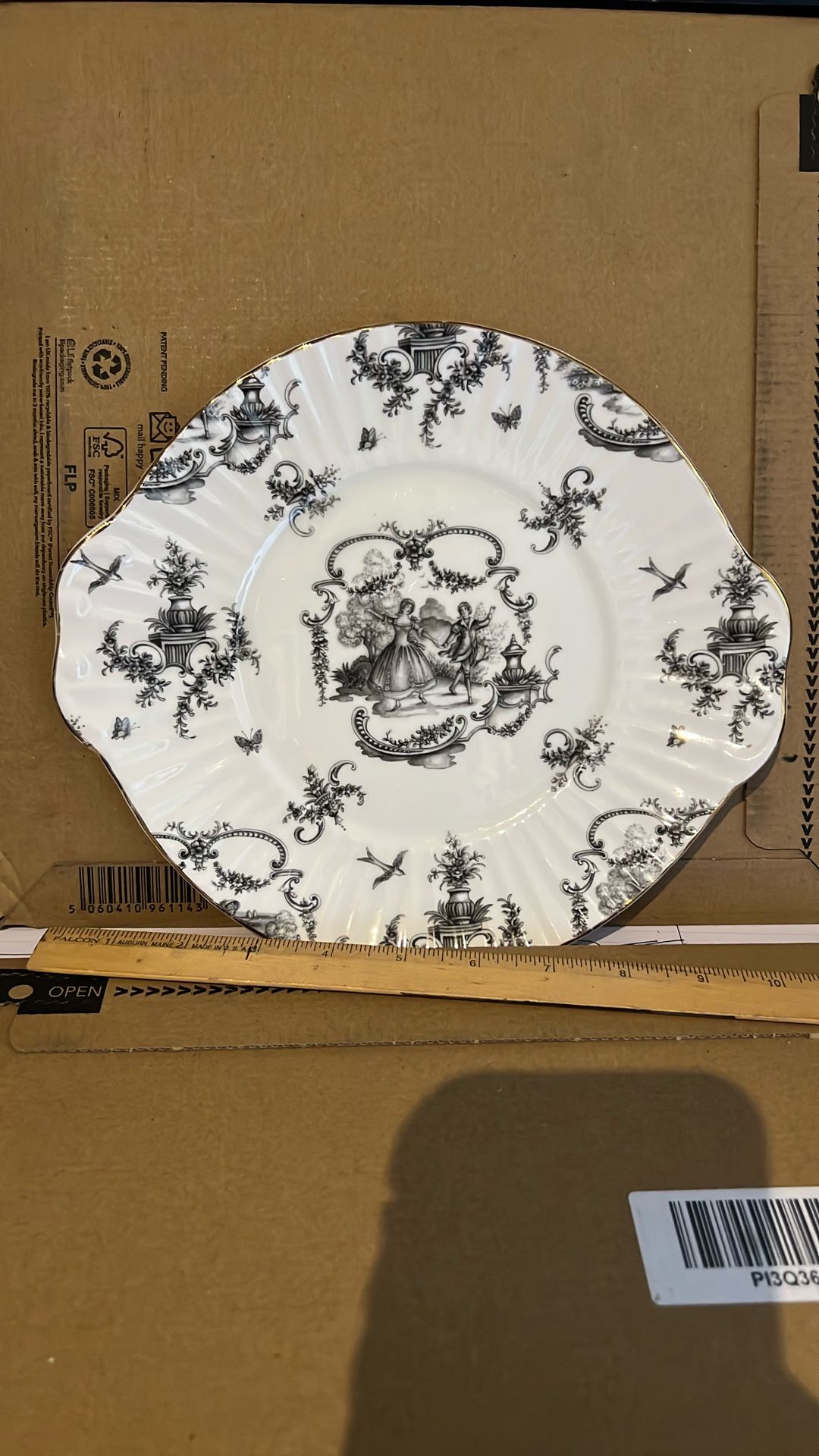 AUTHENTIC CHURCHILL BLACK TOILE DINNER LATE