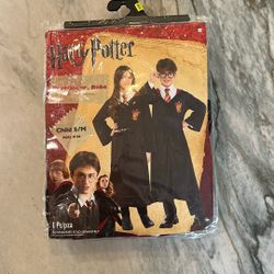 Harry Potter Griffindor Robe Costume Added a White Shirt