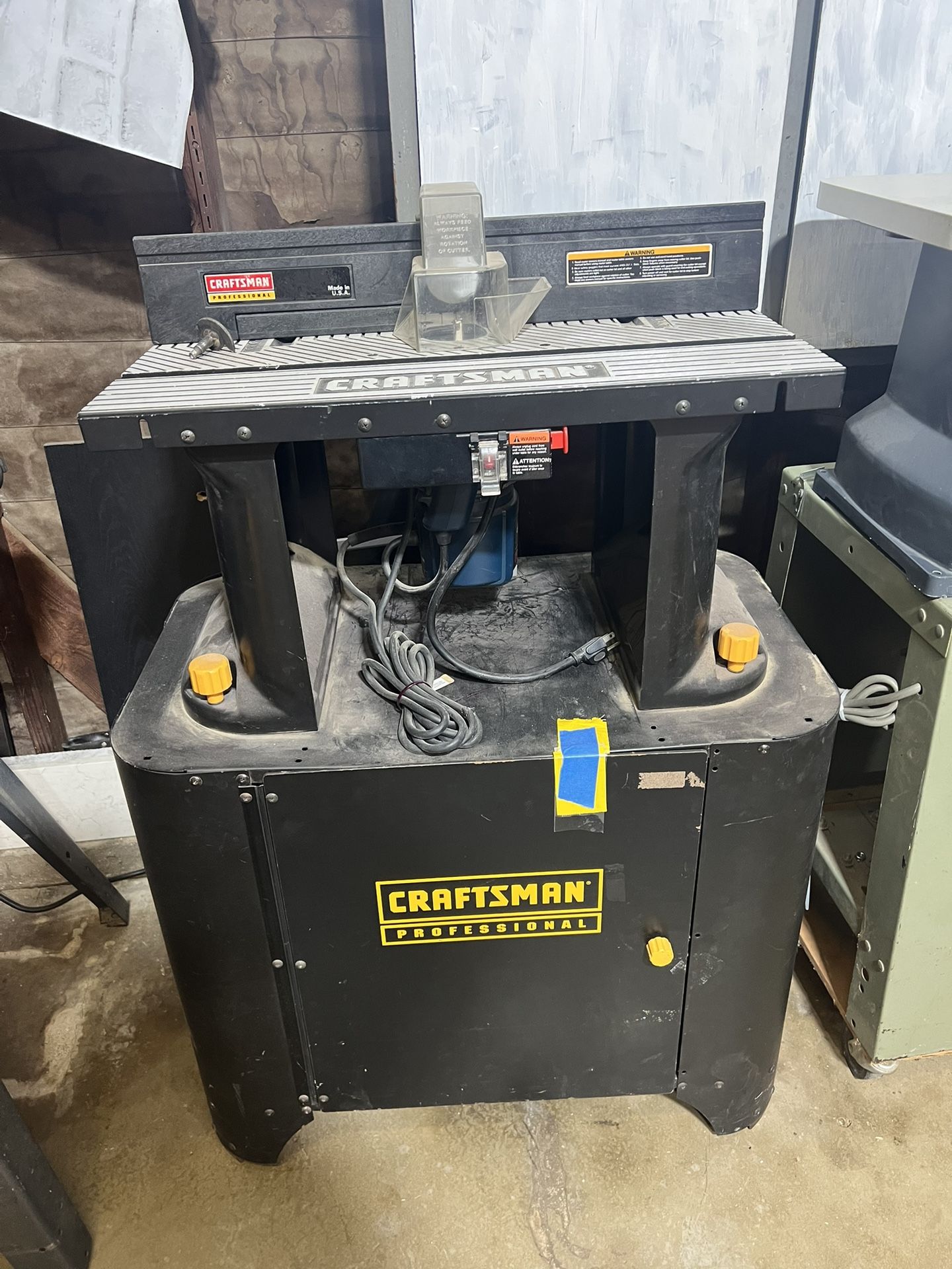 Router Table + Router