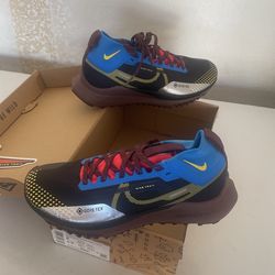 NIKE React Pegasus Trail 4 GTX Gore-TEX
