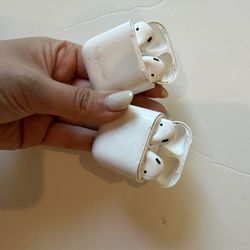2 sets of airpod