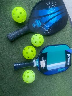 Pickleball Paddle Set with Balls