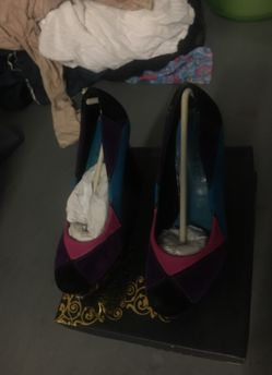 Ladies block heel shoe