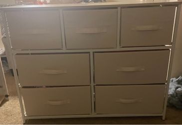 7 drawer dresser fabric drawers like new