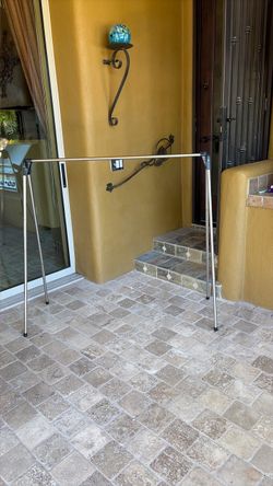 Ensemble metal stand for clothes, brand new, never been used