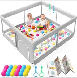 Baby playpen with mat