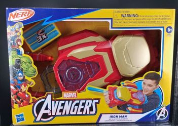 Marvel Avengers Iron Man Arc Blaster Roleplay Toy with 3 NERF Darts