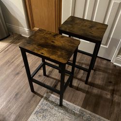 Wooden Bar Stools 