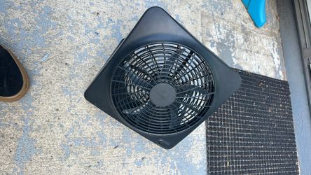 Battery powered fan.