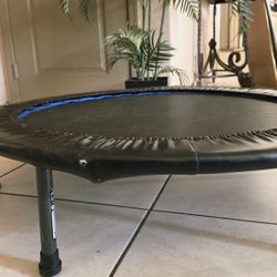 Trampoline 