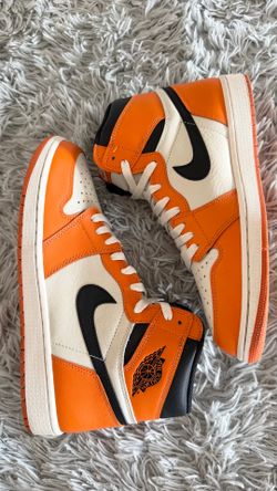 Size 11 Nike Air Jordan 1 Retro High OG Reverse Shattered Backboard 555088-113.