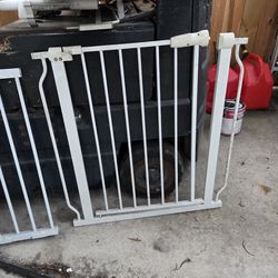 Gate for child or pets