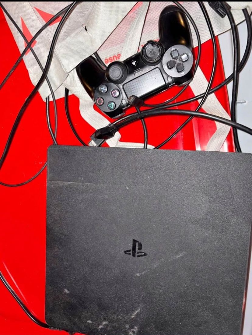 ps4 slim