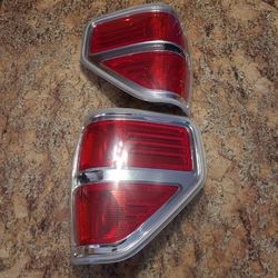 2011 Ford F150 Tail Lights 