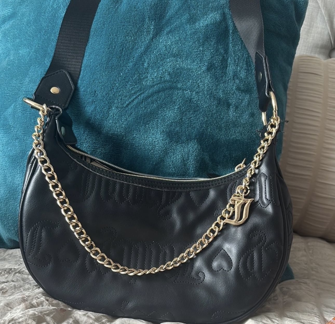 Juicy Couture Purse with gold chain