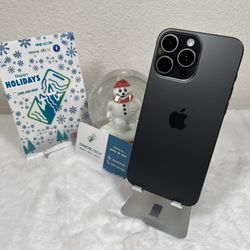 iPhone 15 Pro Max 256gb Unlocked 85% 🔋 Health In Very Good 7/10 Condition 