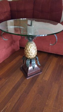 Pineapple Table Glass Top Good Condition