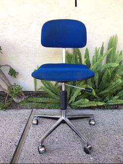 Vintage Mid Century Modern Ergonomic Blue Office Desk Swivel Rolling Chair