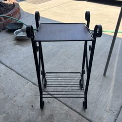 Metal Flower Pot Stand