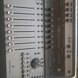 Digi 002 Audio Consoleb Interface