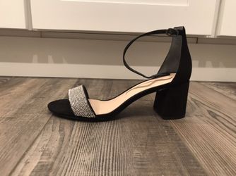 Nina black/silver heels size 6.5