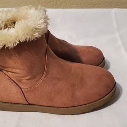 Cat & Jack Girl Boots Size 2