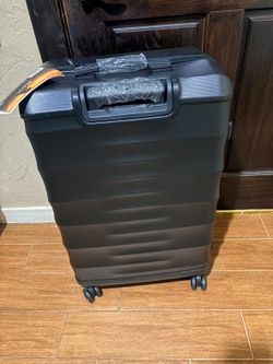 DUKAP RAV 28" Hardside Suitcase