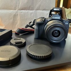 Canon EOS R100