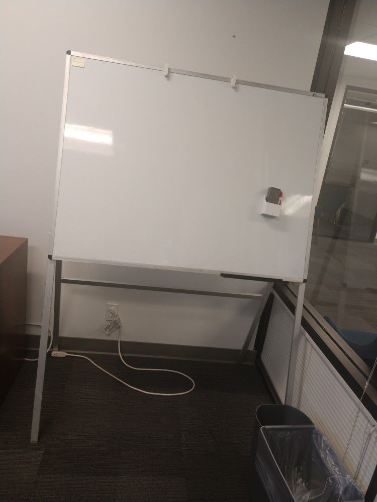 Aprox 30"X48" Free Standing Magnetic Whiteboard 