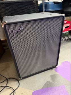 Fender Rumble 210 2x10 cab with horn.