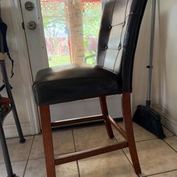 2-new Chairs In A Box 