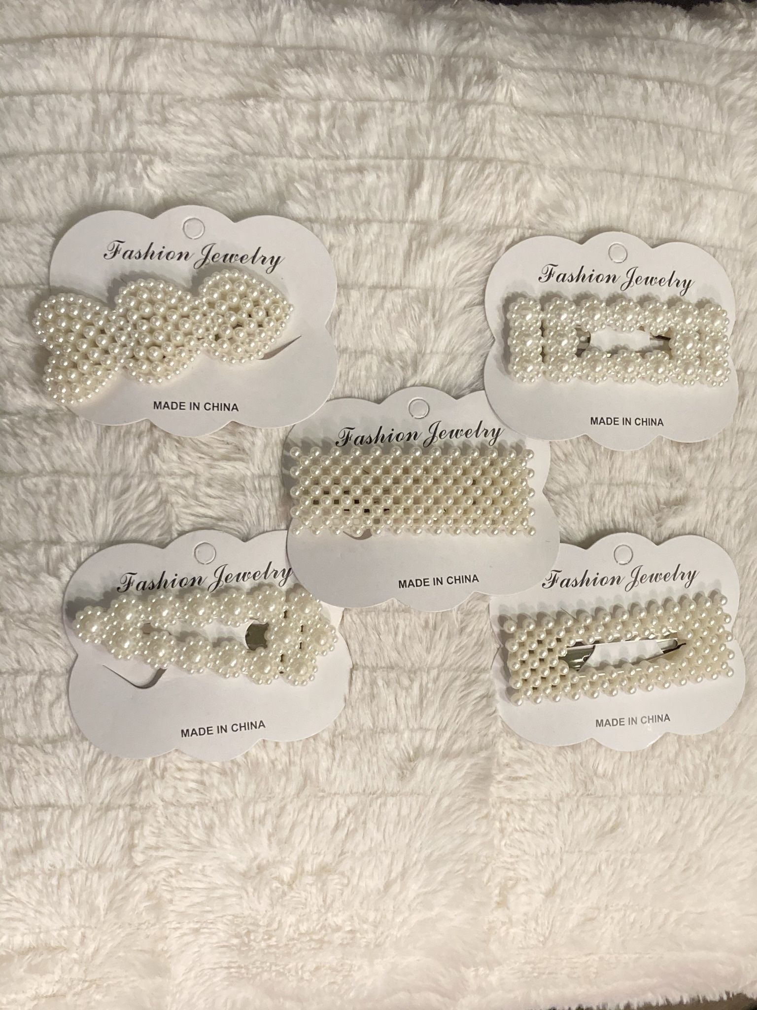 Hair Comb And Magnetic Wrist Bands Combo And Hair Clips